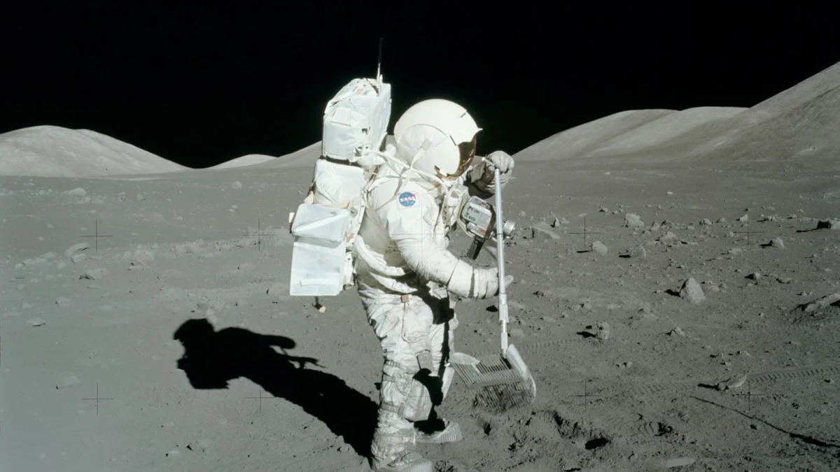 Astronot Nasıl Olunur ?