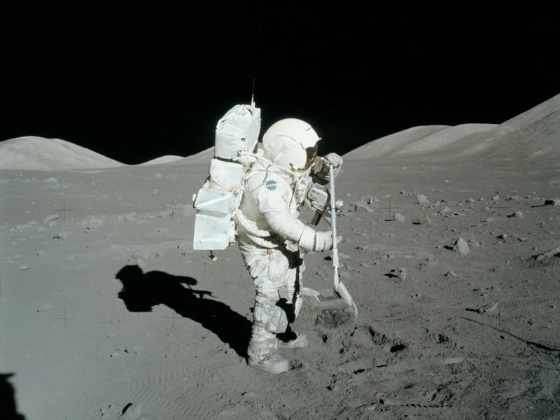 Astronot Nasıl Olunur ?